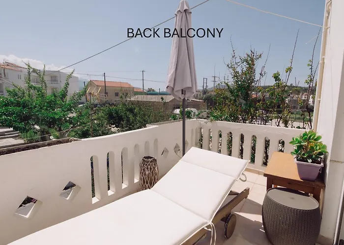 Aretousa Seafront House